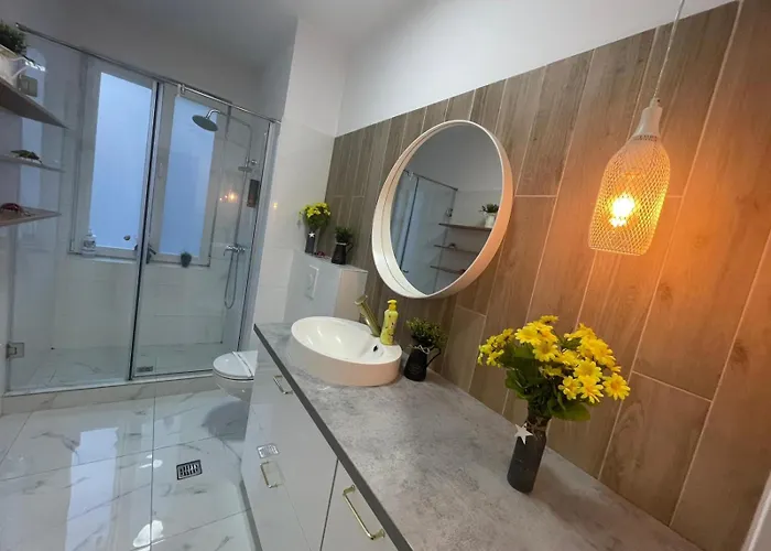 Comfortable And Modern Ultracentral דירה