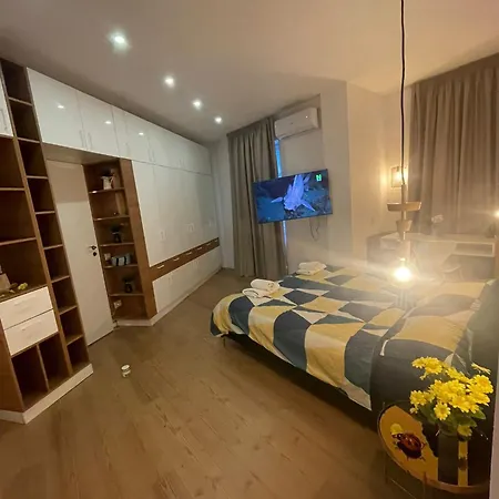 Comfortable And Modern Ultracentral Apartment Bucharest