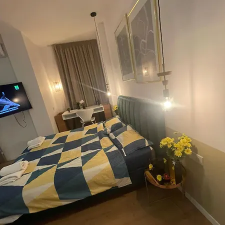 Comfortable And Modern Ultracentral