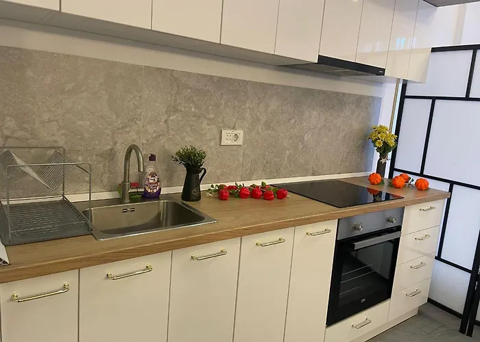 Comfortable And Modern Ultracentral *