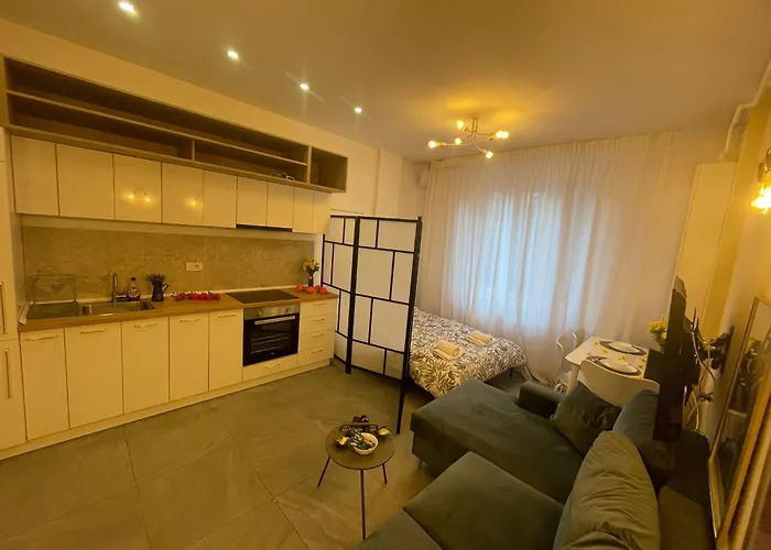 Comfortable And Modern Ultracentral *